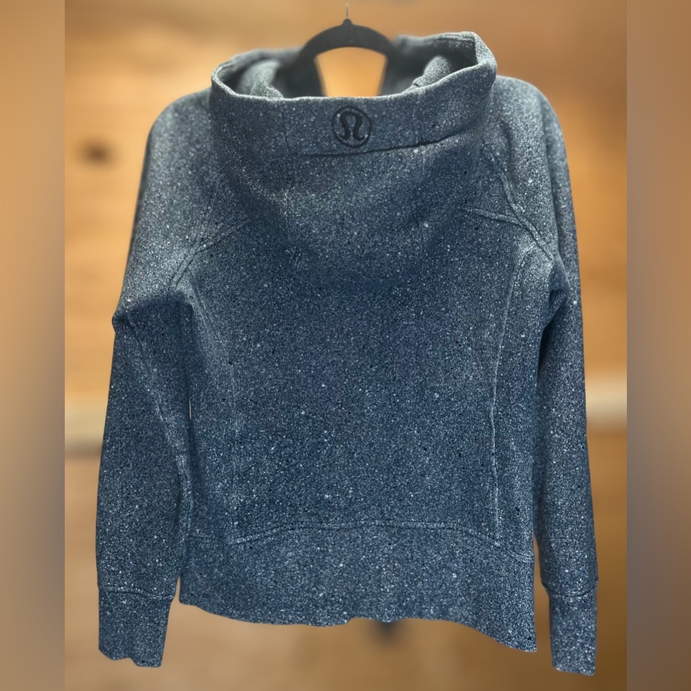 Lululemon - Full Zip Scuba - Picture 3 of 3